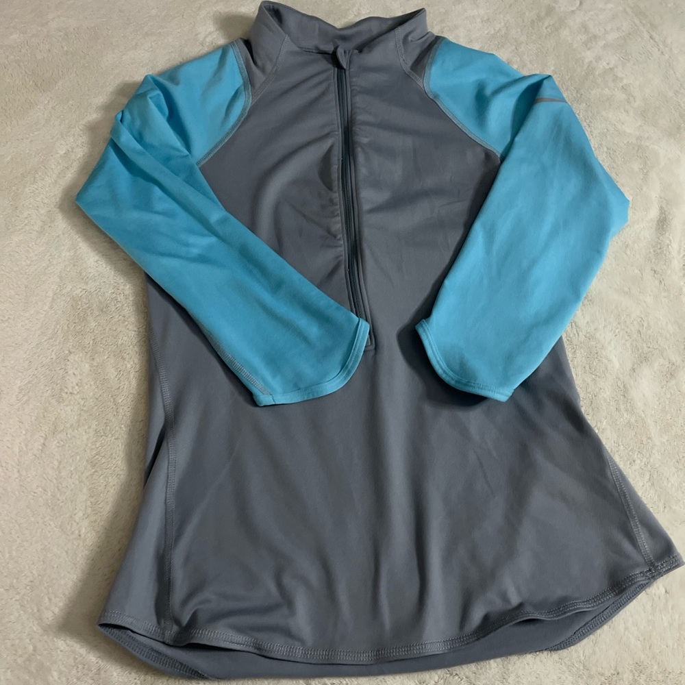 Nike pullover